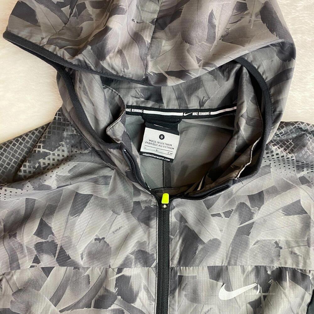 Nike Womens Feather Print Zip Up Lightweight Windbreaker Jacket Size Small Gray - Picture 2 of 5